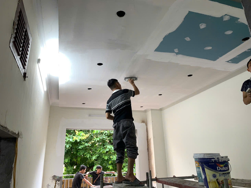 Thi công trần thạch cao chống ẩm
